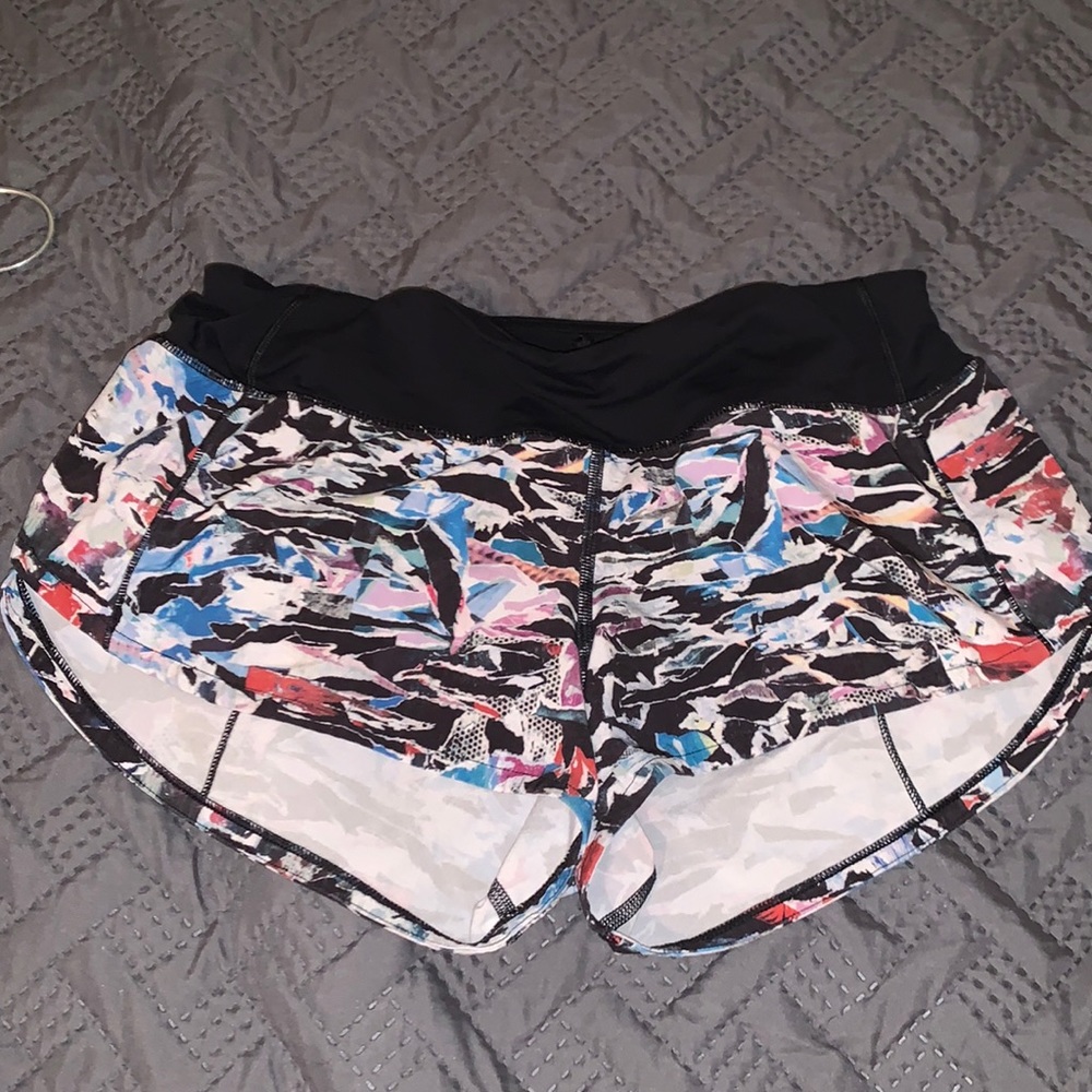 Lululemon speed up shorts size 4